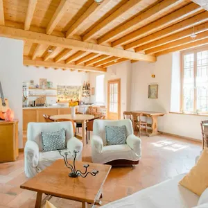 Bed & Breakfast Alla Torre Del Barbarossa, Mandello del Lario