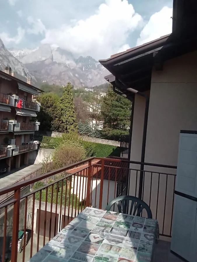 Casa Stefania 3 Apartment Mandello del Lario 0*,  Italy