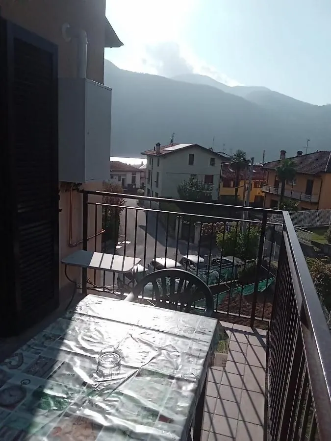 Casa Stefania 3 Apartment Mandello del Lario