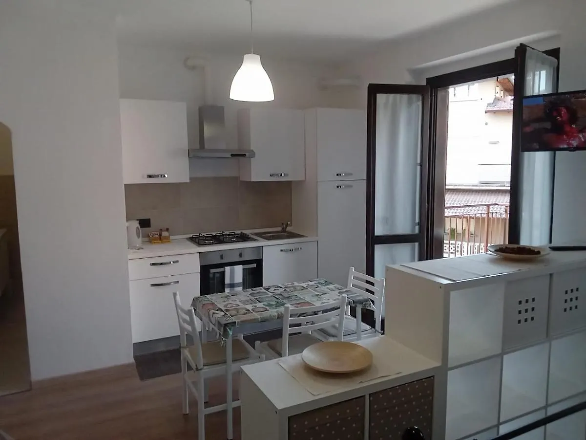 Casa Stefania 3 Apartment Mandello del Lario